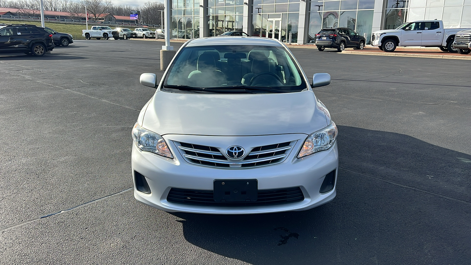 2013 Toyota Corolla LE 27