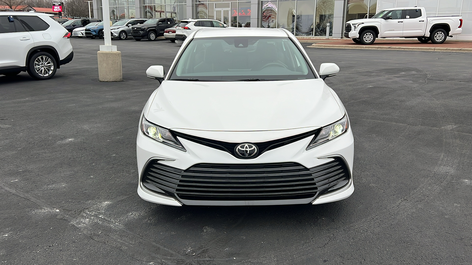 2022 Toyota Camry LE 30