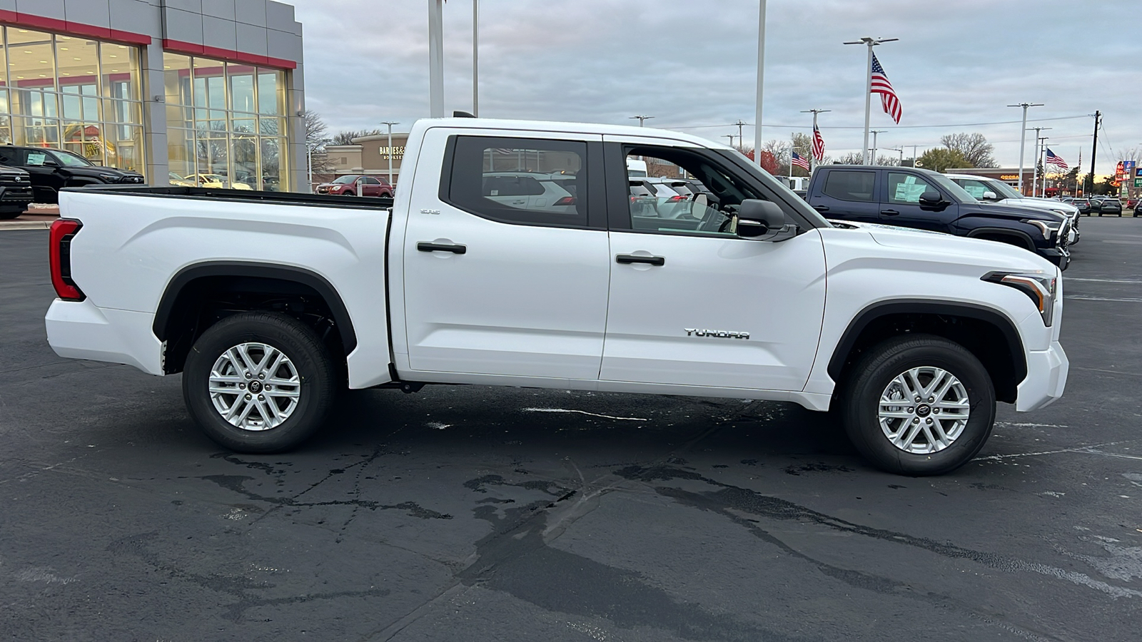 2025 Toyota Tundra SR5 2