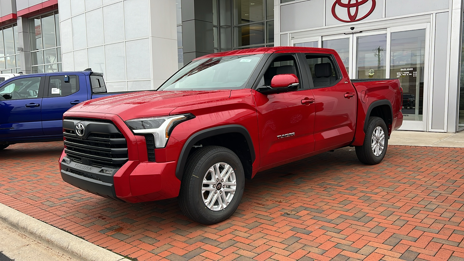 2025 Toyota Tundra SR5 7