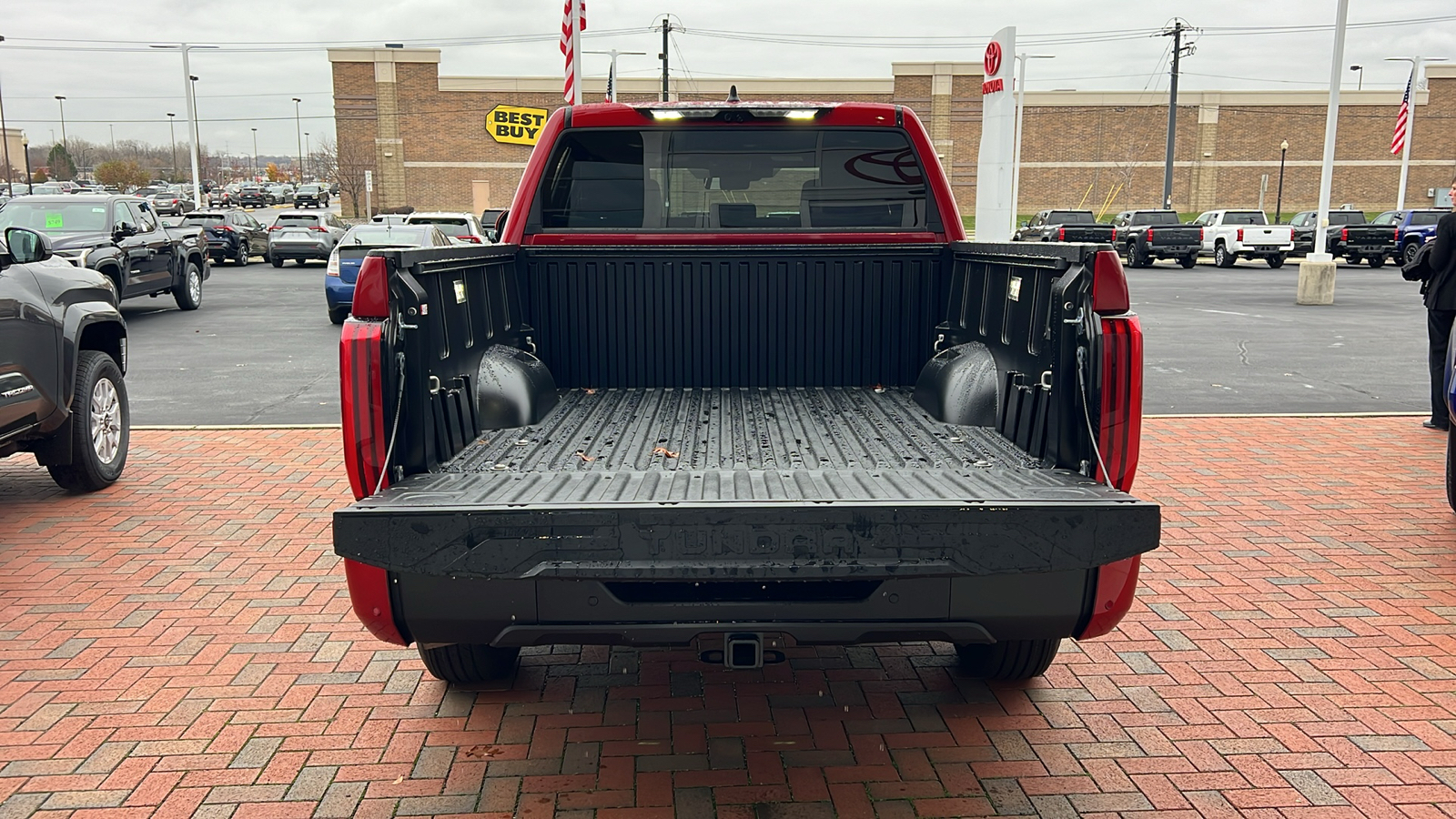 2025 Toyota Tundra SR5 28