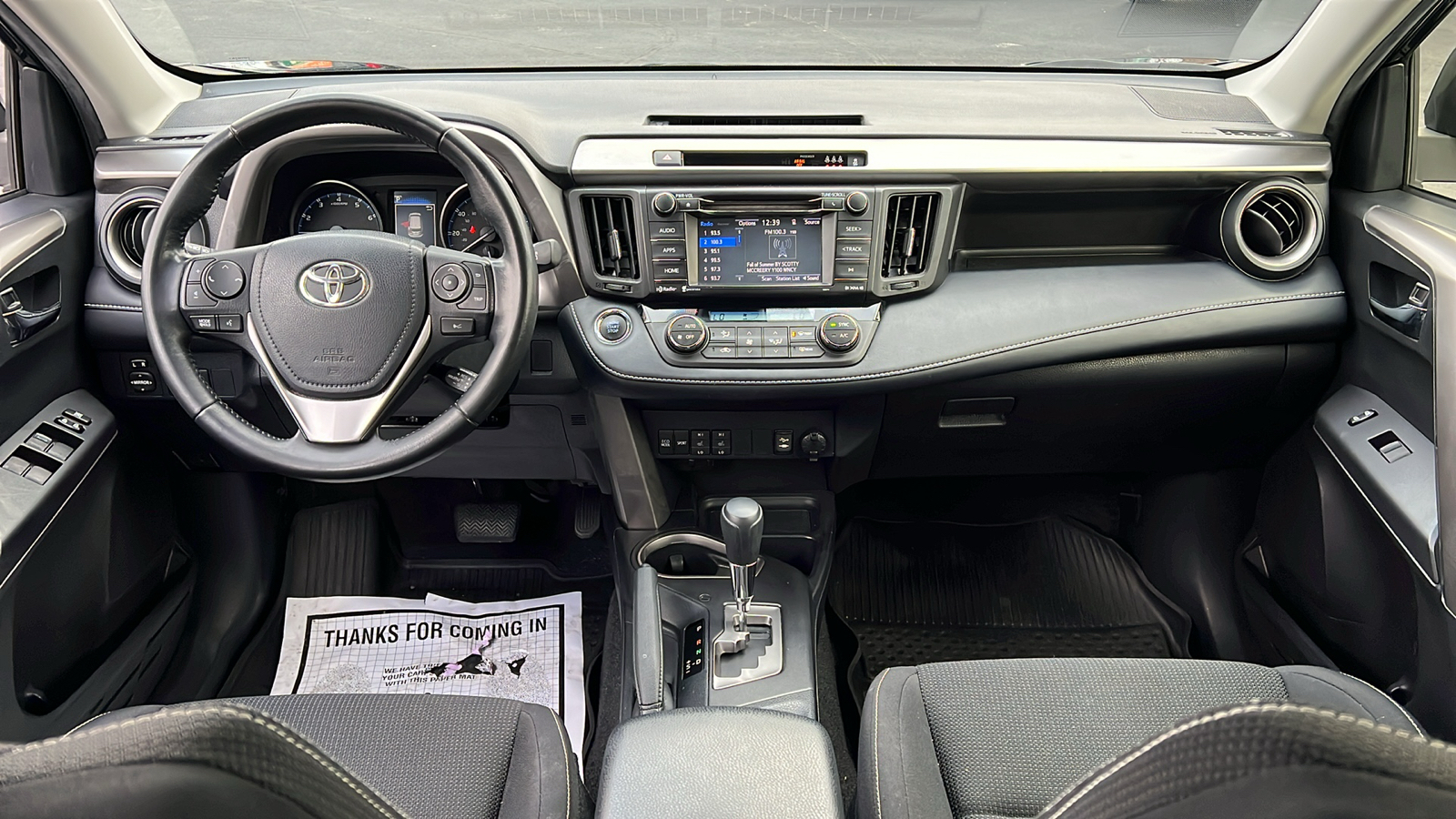 2018 Toyota RAV4 XLE 8