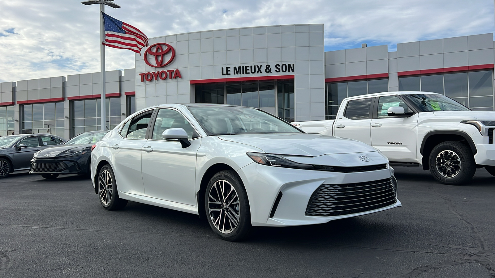 2025 Toyota Camry XLE 1