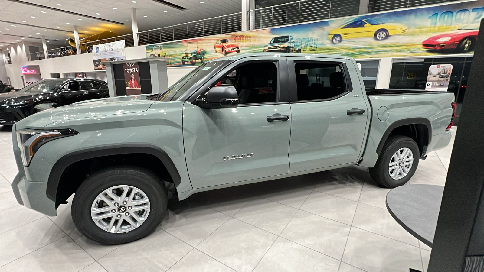 2025 Toyota Tundra SR5 6