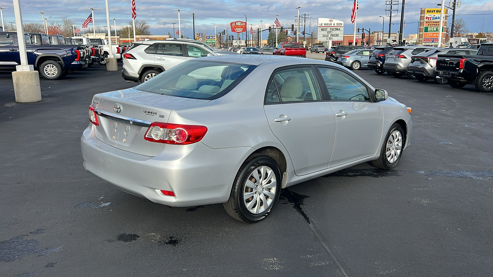 2012 Toyota Corolla LE 3