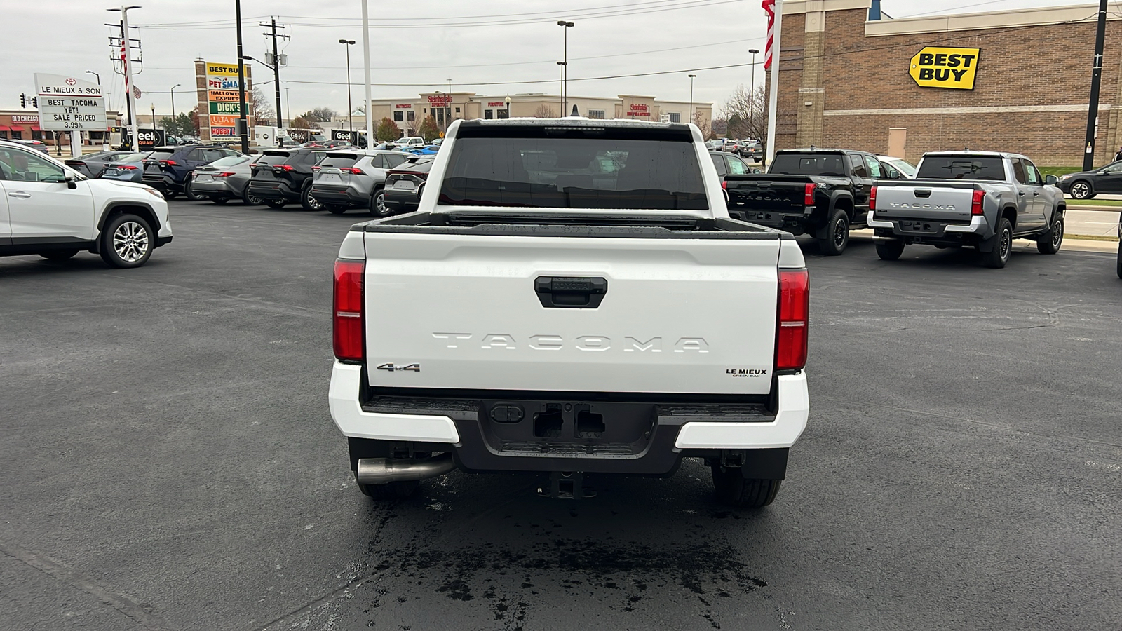 2024 Toyota Tacoma SR5 4