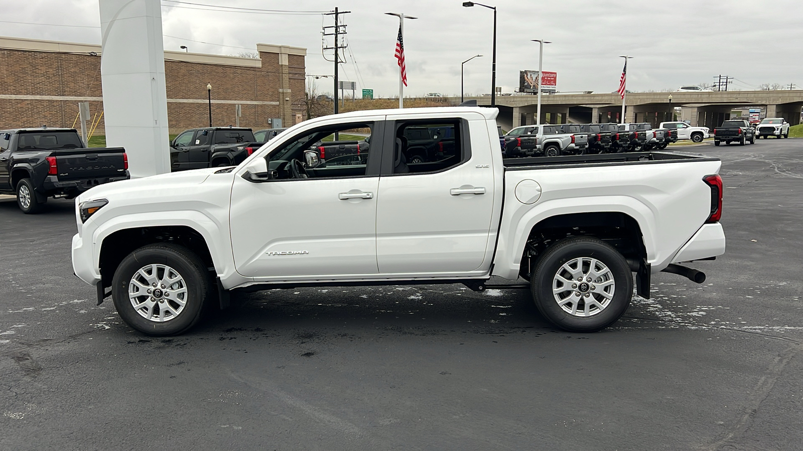 2024 Toyota Tacoma SR5 6