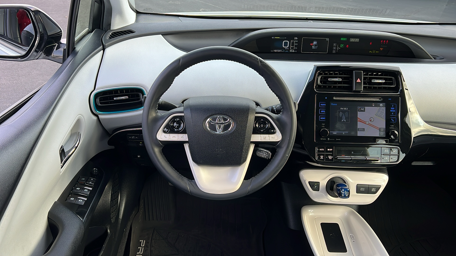 2017 Toyota Prius  9