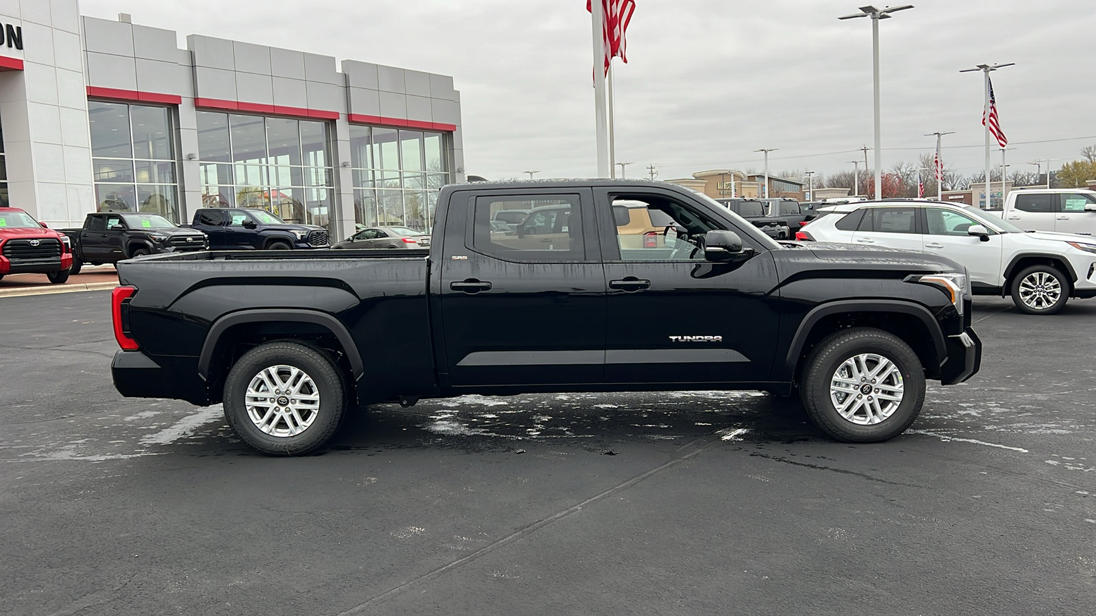 2025 Toyota Tundra SR5 2