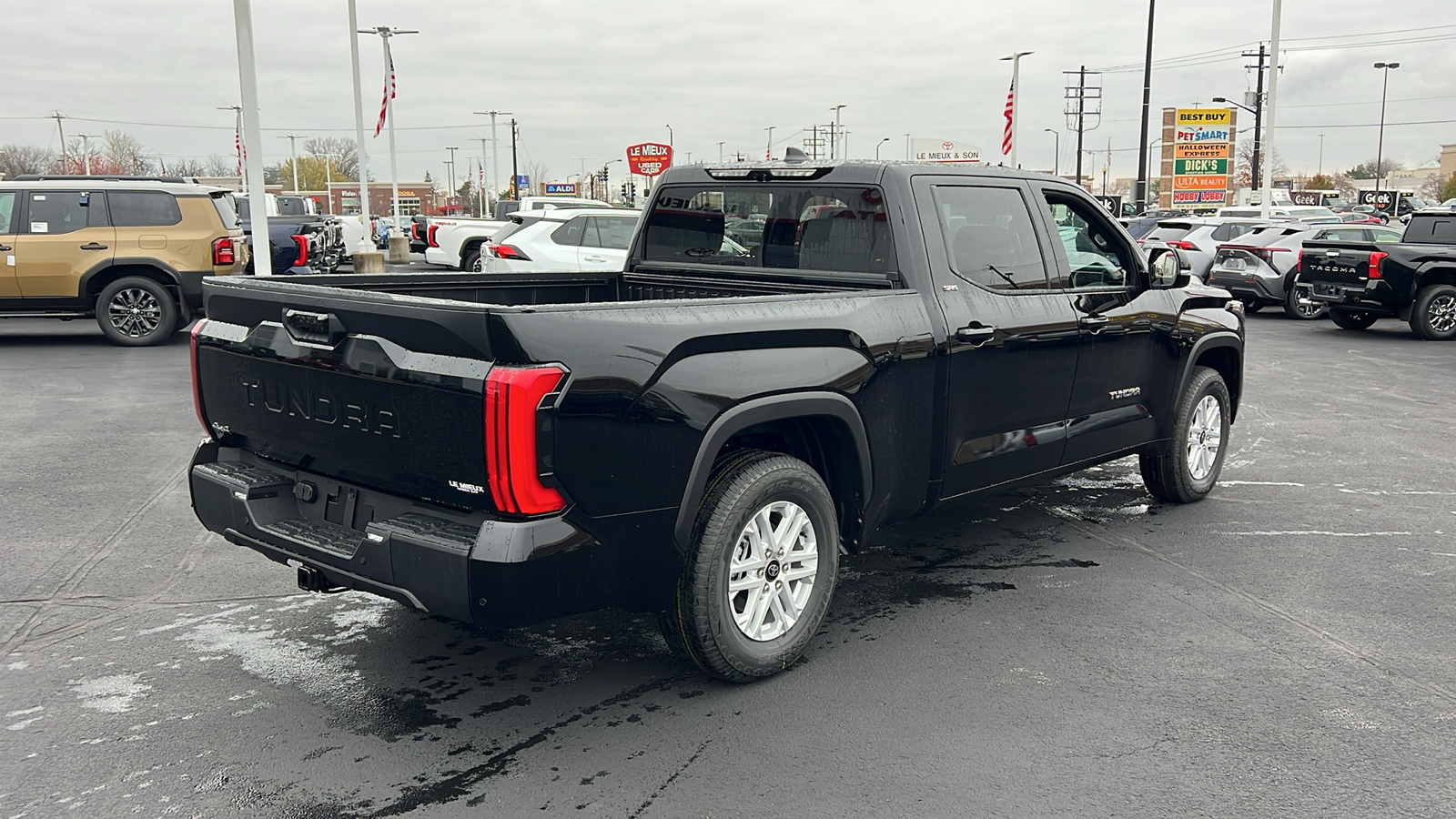 2025 Toyota Tundra SR5 3