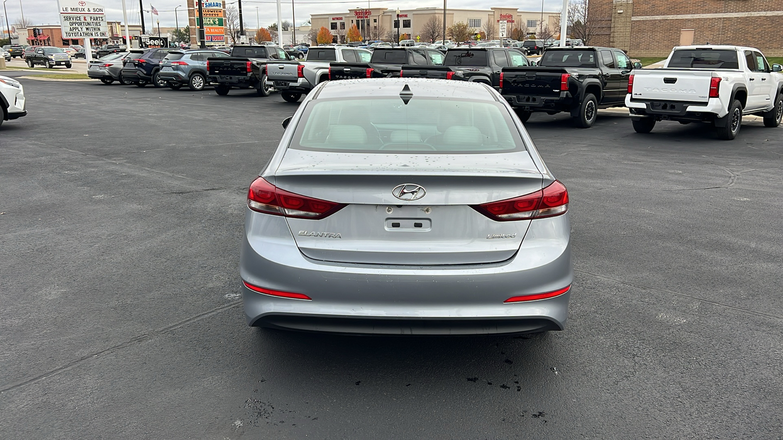 2017 Hyundai Elantra Limited 4