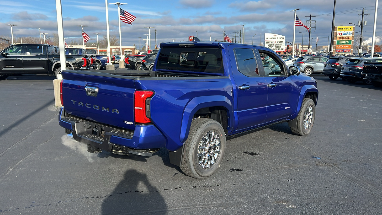 2024 Toyota Tacoma Limited 3