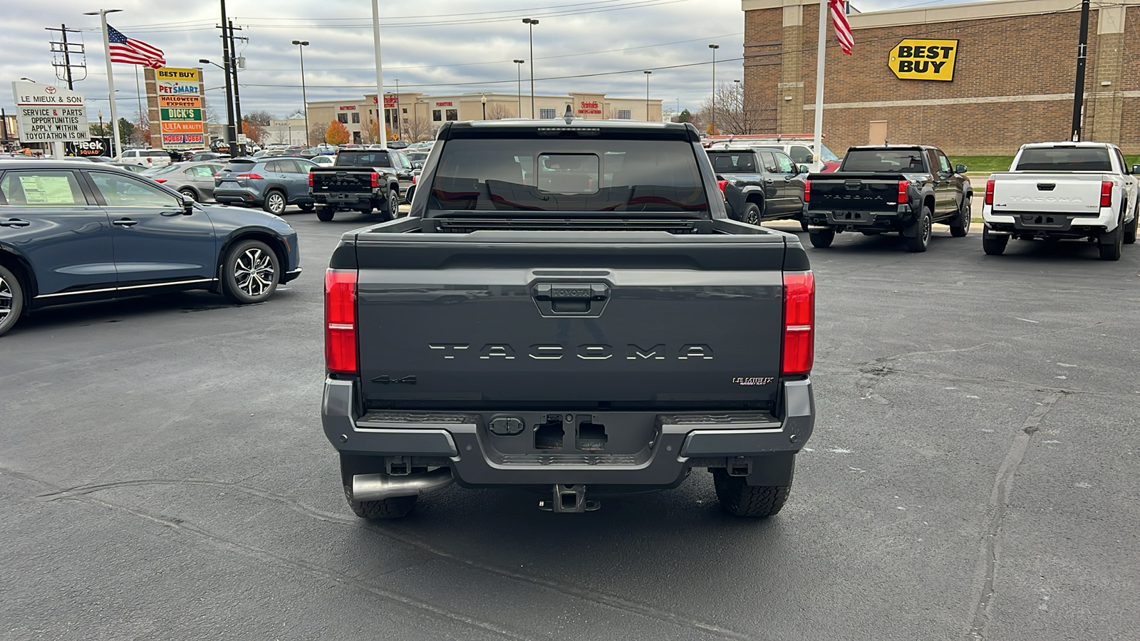 2024 Toyota Tacoma TRD Off-Road 4