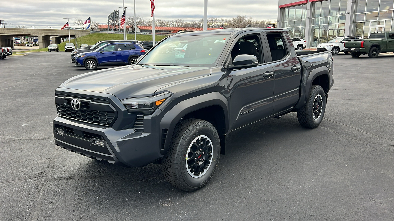 2024 Toyota Tacoma TRD Off-Road 7