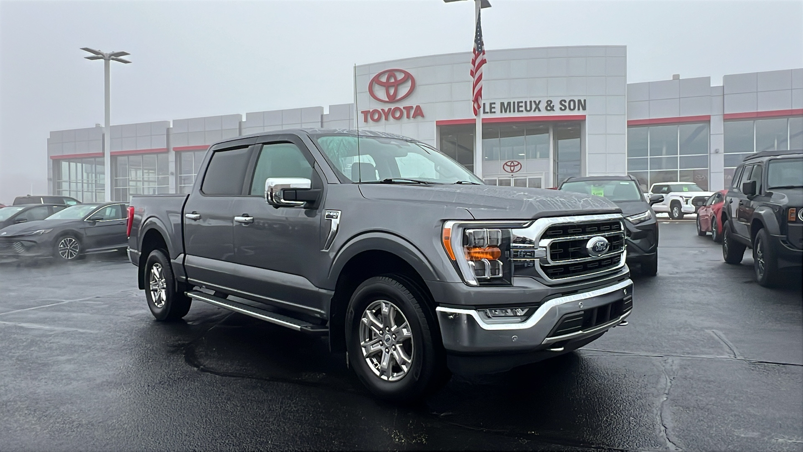 2021 Ford F-150 XLT 1