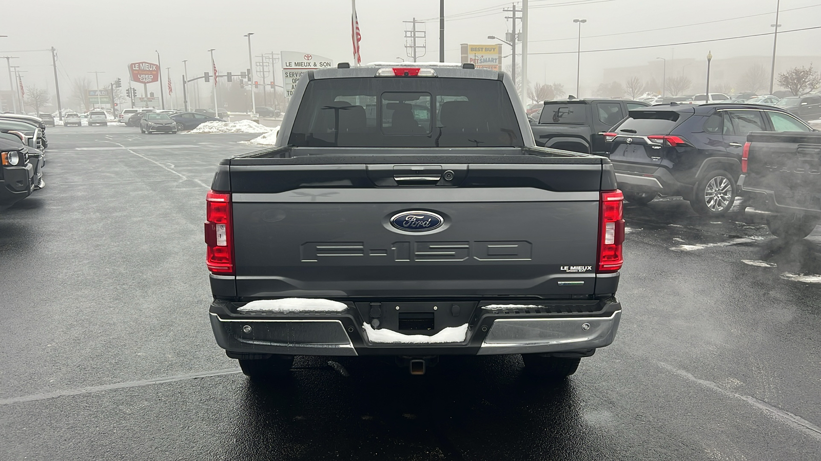 2021 Ford F-150 XLT 4