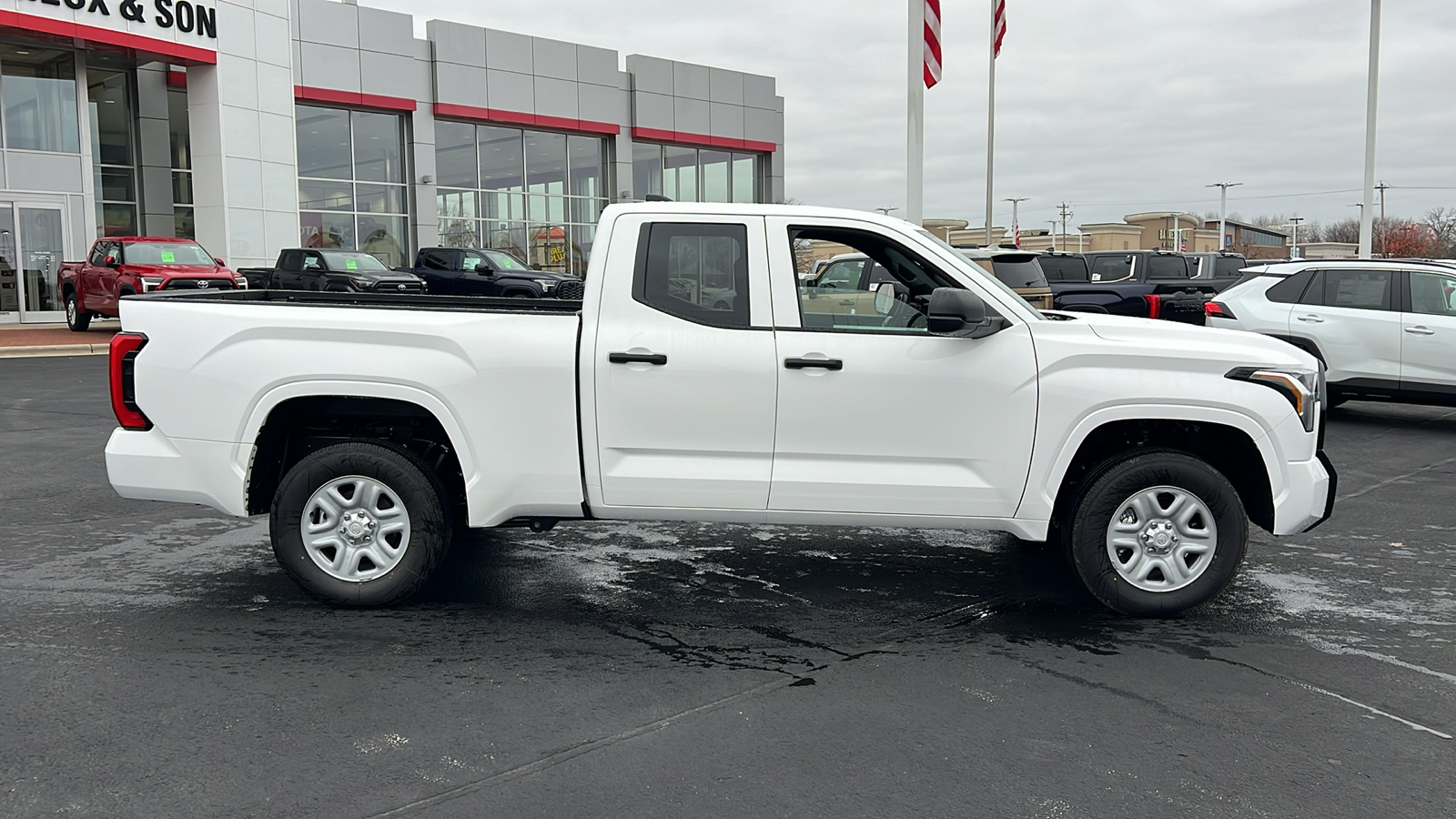 2025 Toyota Tundra SR 2