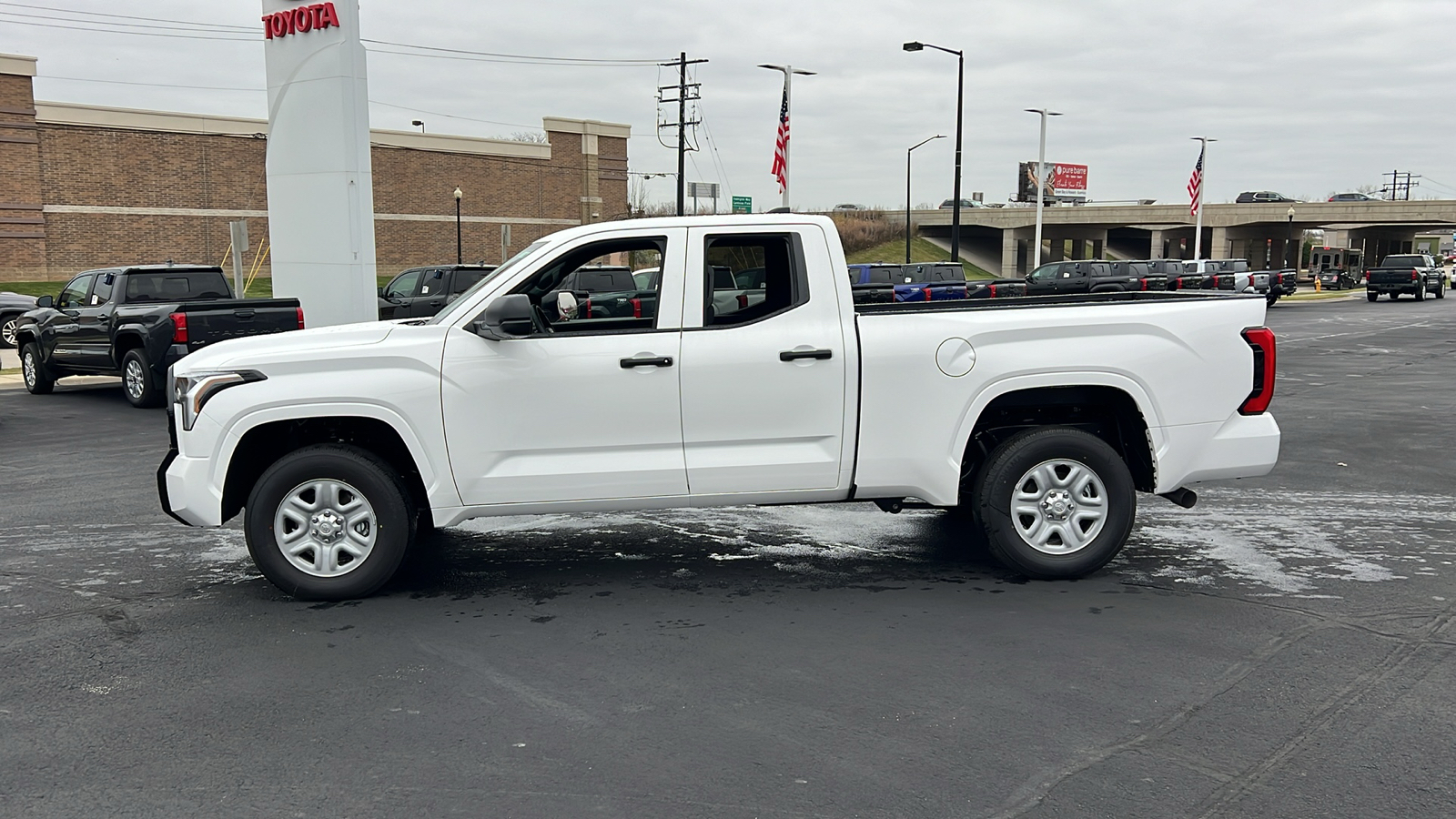 2025 Toyota Tundra SR 6