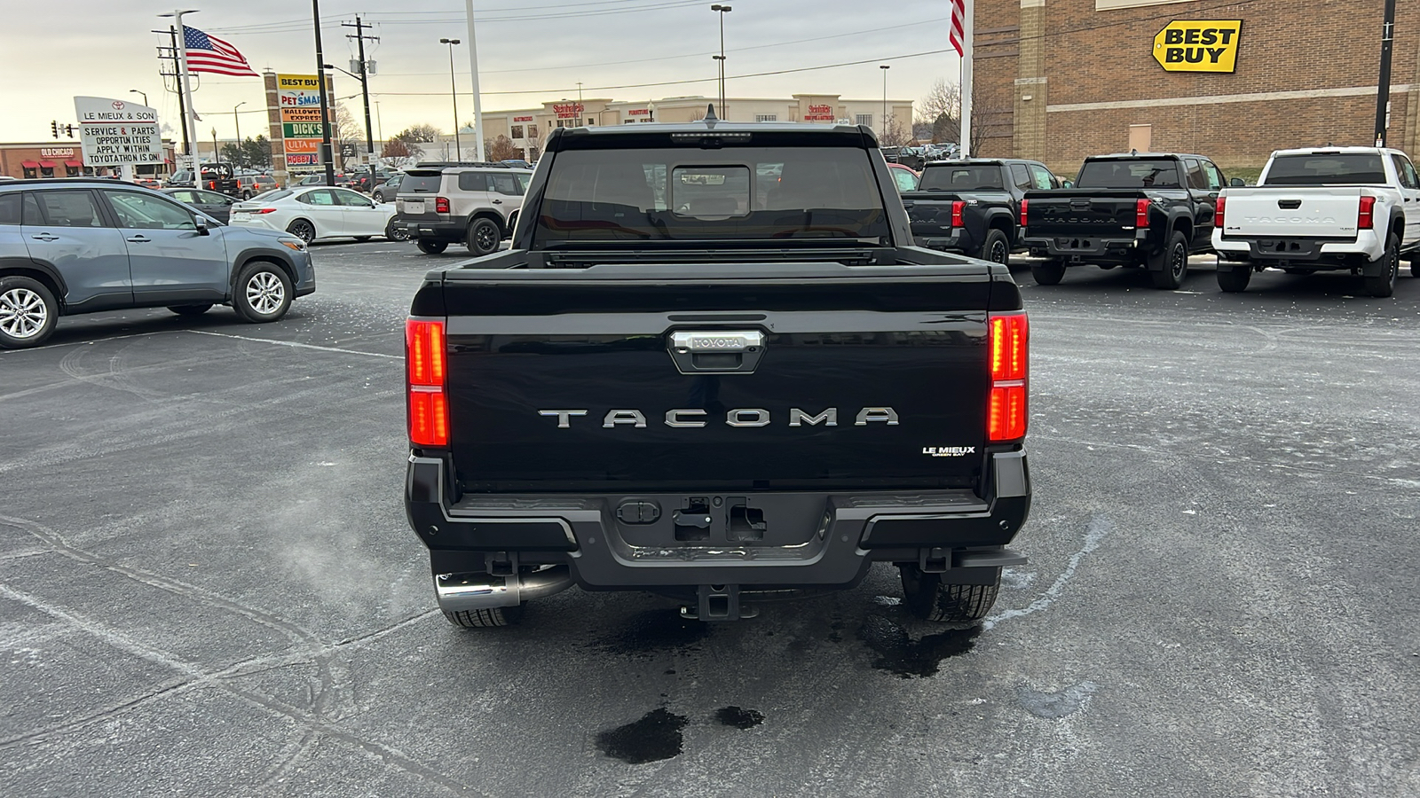 2024 Toyota Tacoma Limited 4