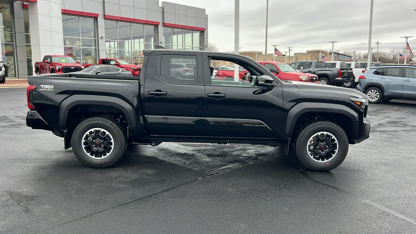 2024 Toyota Tacoma TRD Off-Road 2