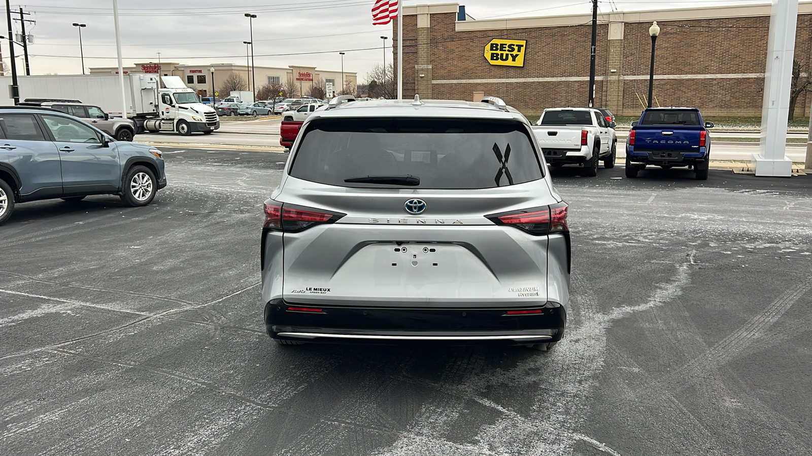 2023 Toyota Sienna Platinum 4