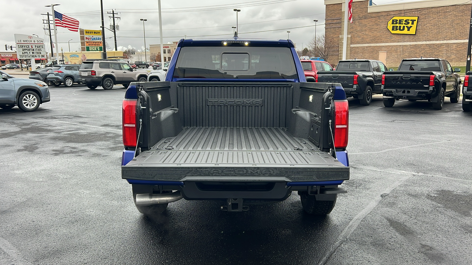 2024 Toyota Tacoma TRD Off-Road 29