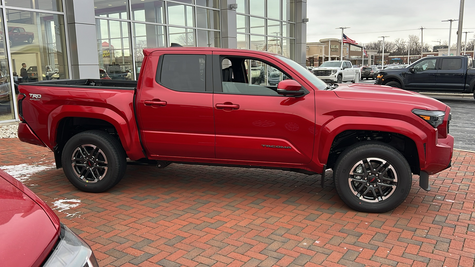 2024 Toyota Tacoma TRD Sport 2