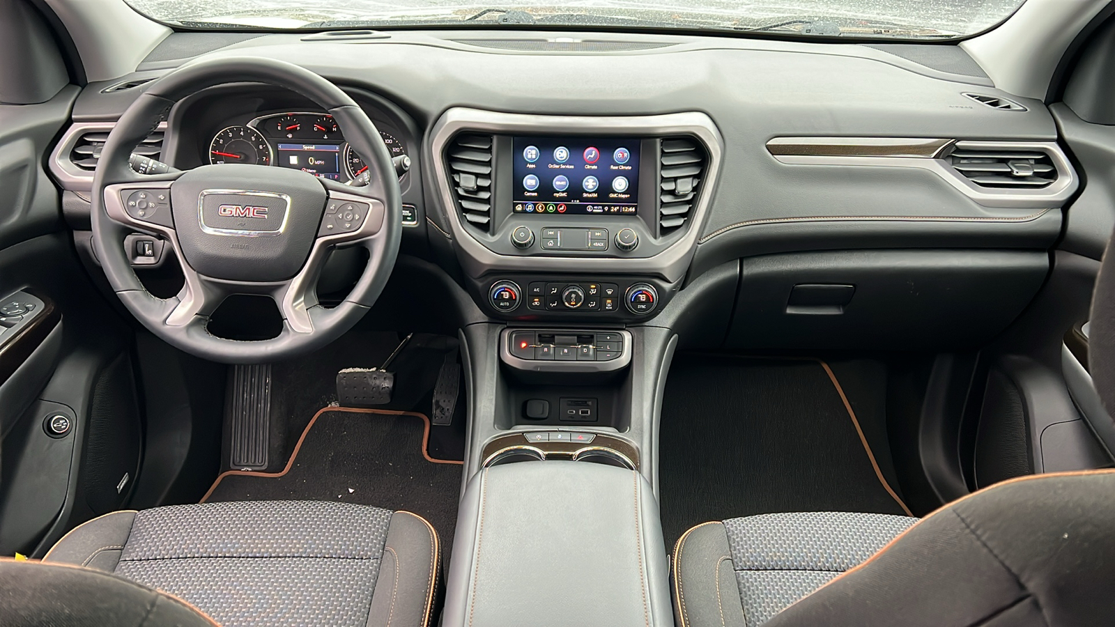 2023 GMC Acadia AT4 8