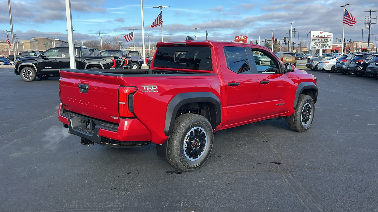 2024 Toyota Tacoma TRD Off-Road 3