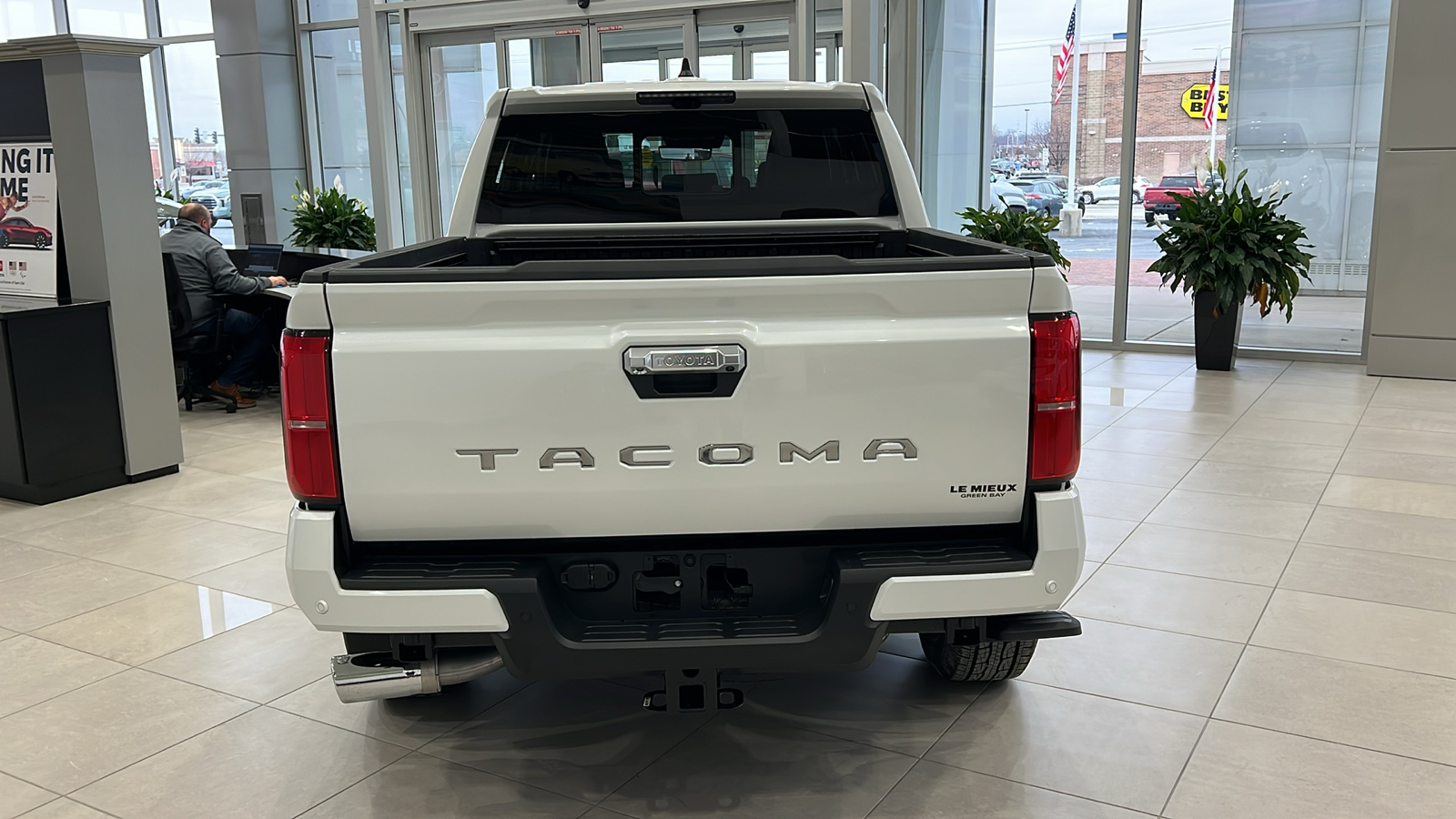 2024 Toyota Tacoma Limited 4