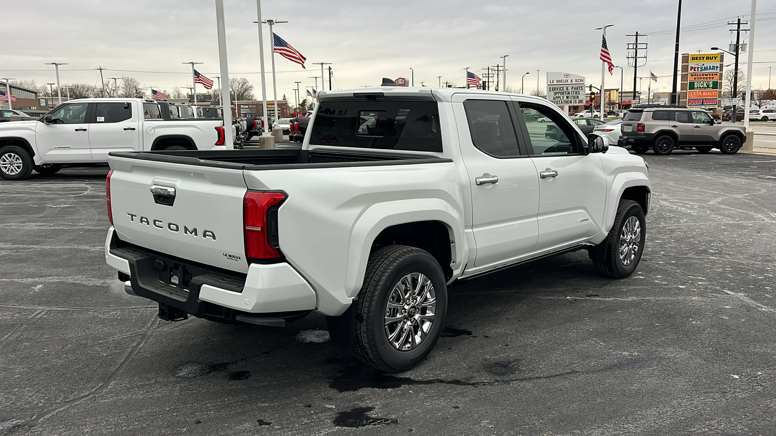 2024 Toyota Tacoma Limited 3