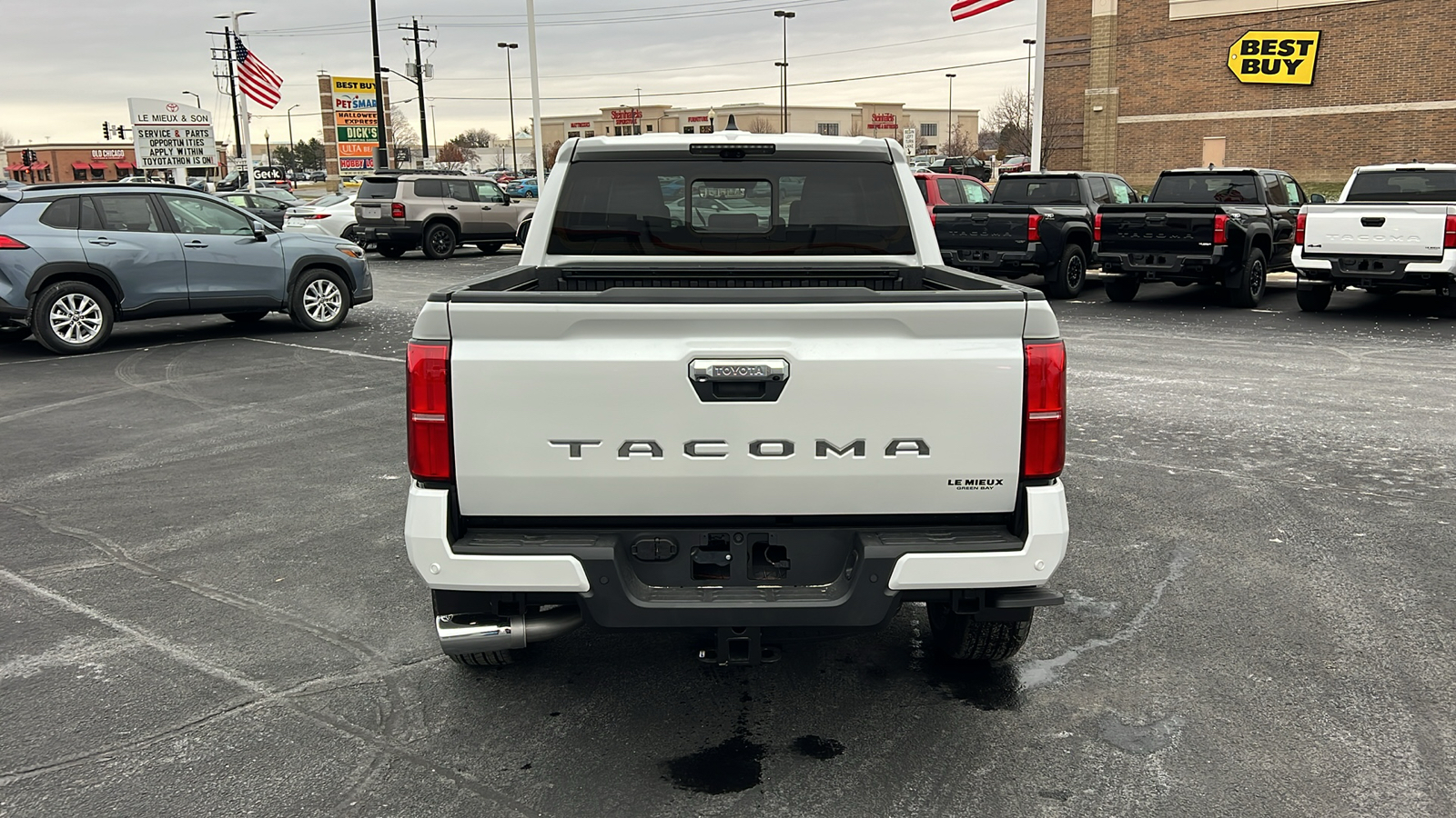 2024 Toyota Tacoma Limited 4