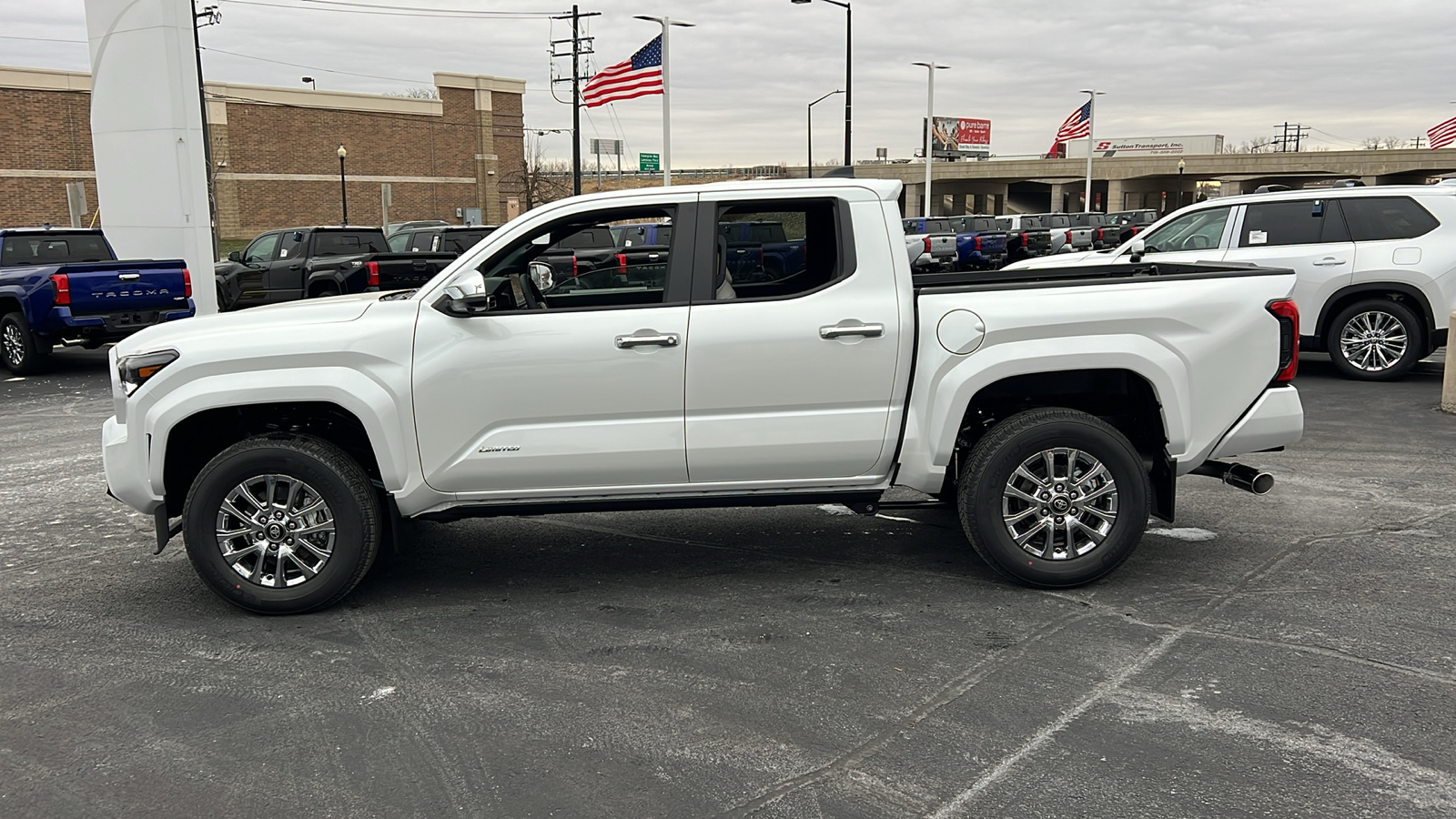 2024 Toyota Tacoma Limited 6