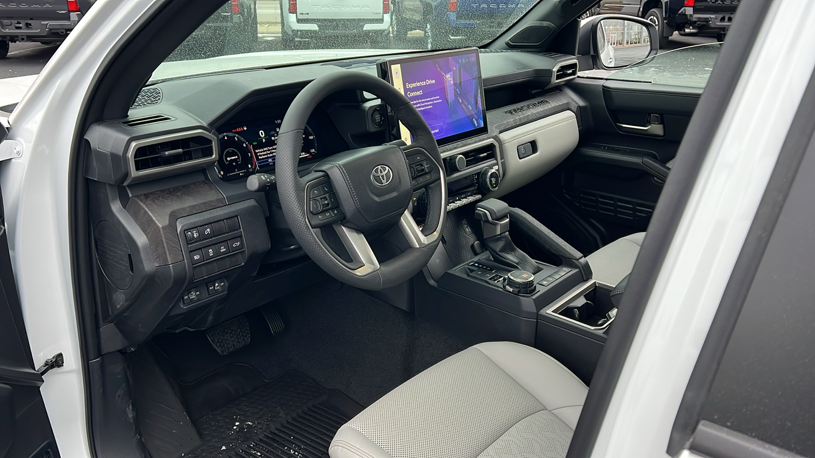 2024 Toyota Tacoma Limited 27