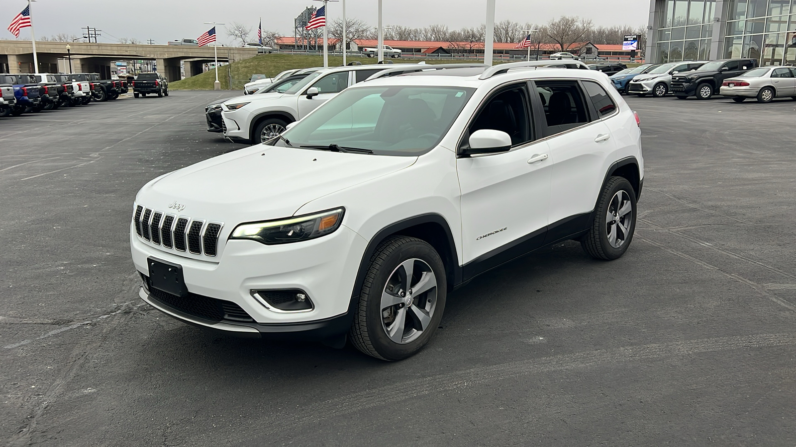 2019 Jeep Cherokee Limited 7