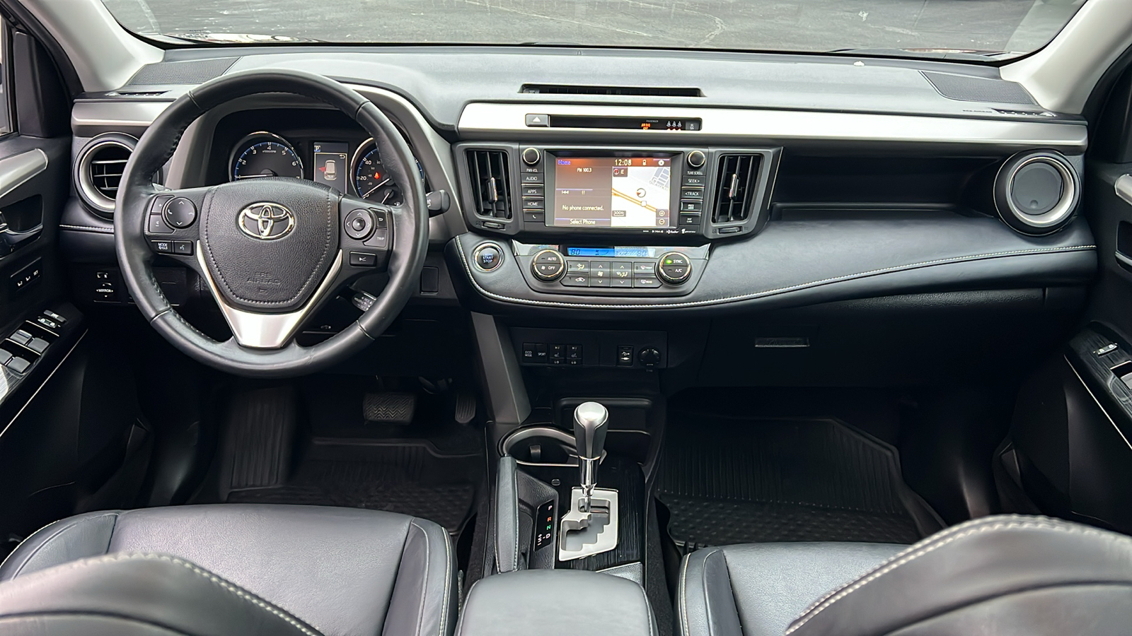 2018 Toyota RAV4 Limited 8