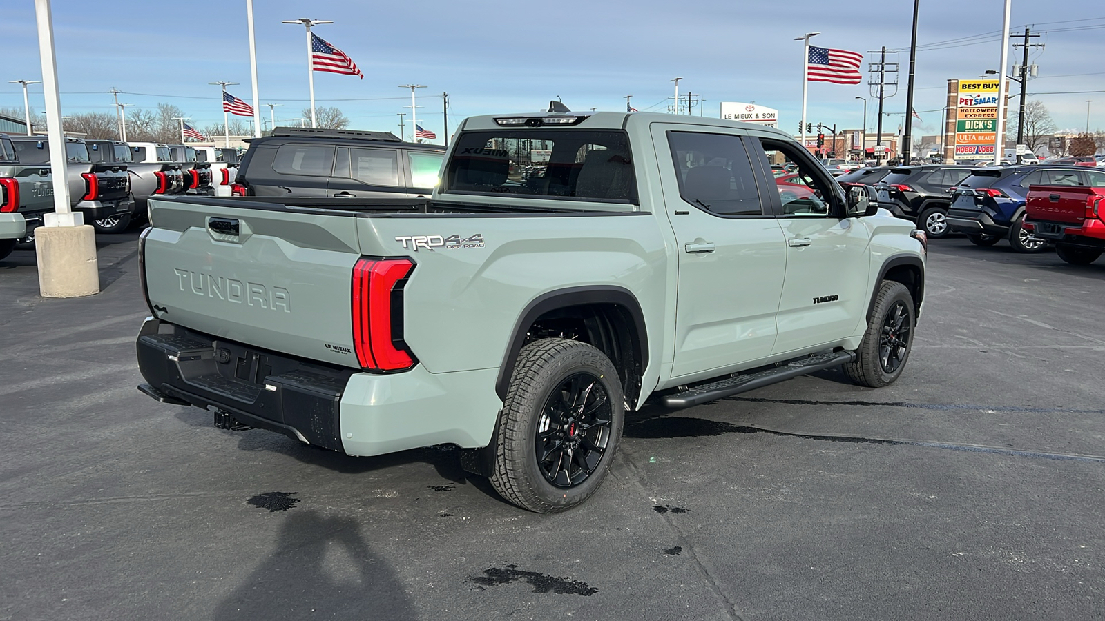 2025 Toyota Tundra Limited 3