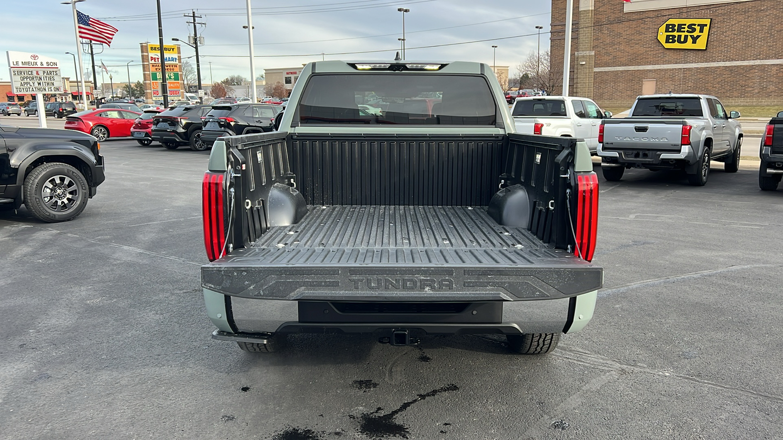 2025 Toyota Tundra SR5 27