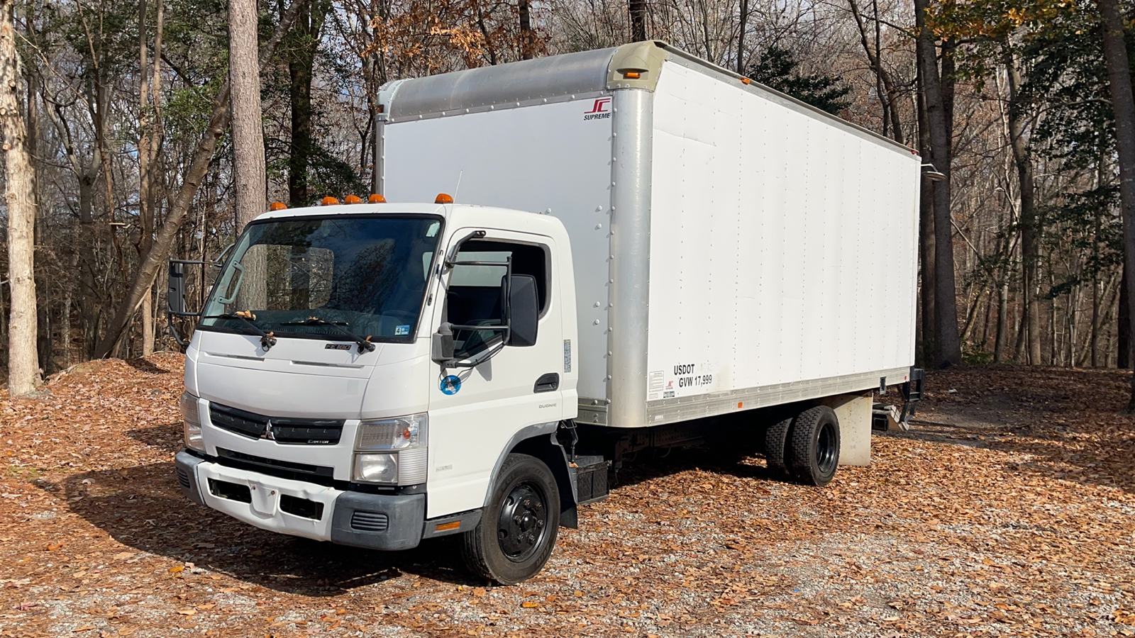 2013 Mitsubishi Fuso Box Truck 3