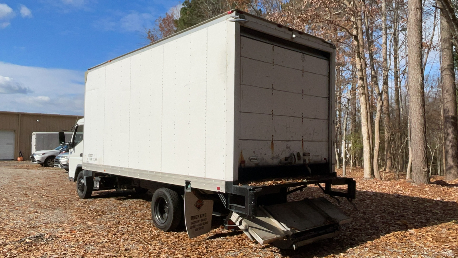 2013 Mitsubishi Fuso Box Truck 5