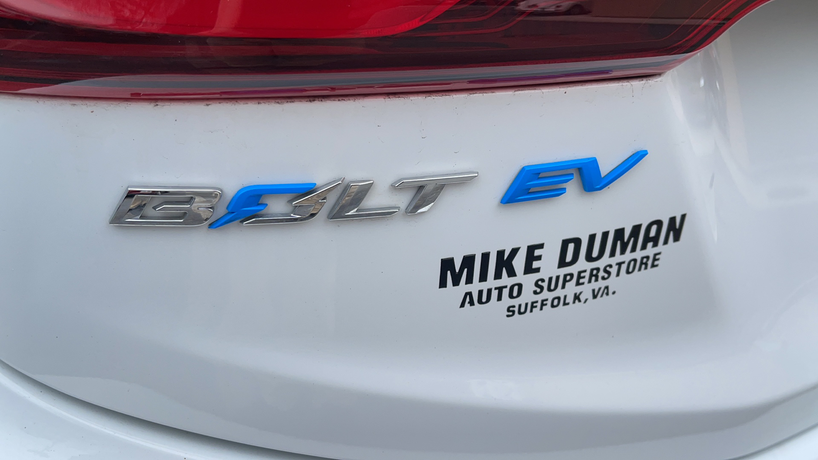 2017 Chevrolet Bolt EV Premier 11