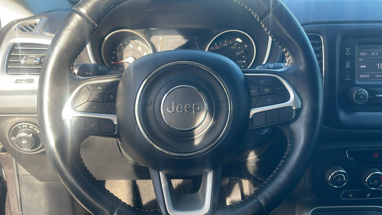 2018 Jeep Compass Latitude 15