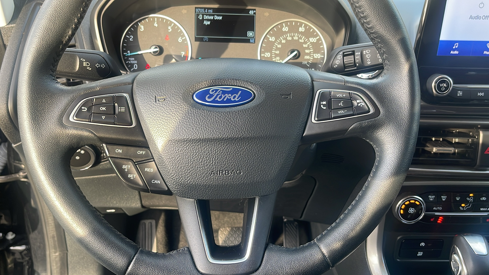 2020 Ford EcoSport SE 16