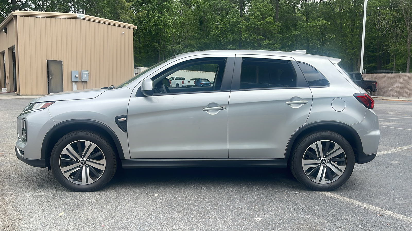 2021 Mitsubishi Outlander Sport 2.0 ES 4