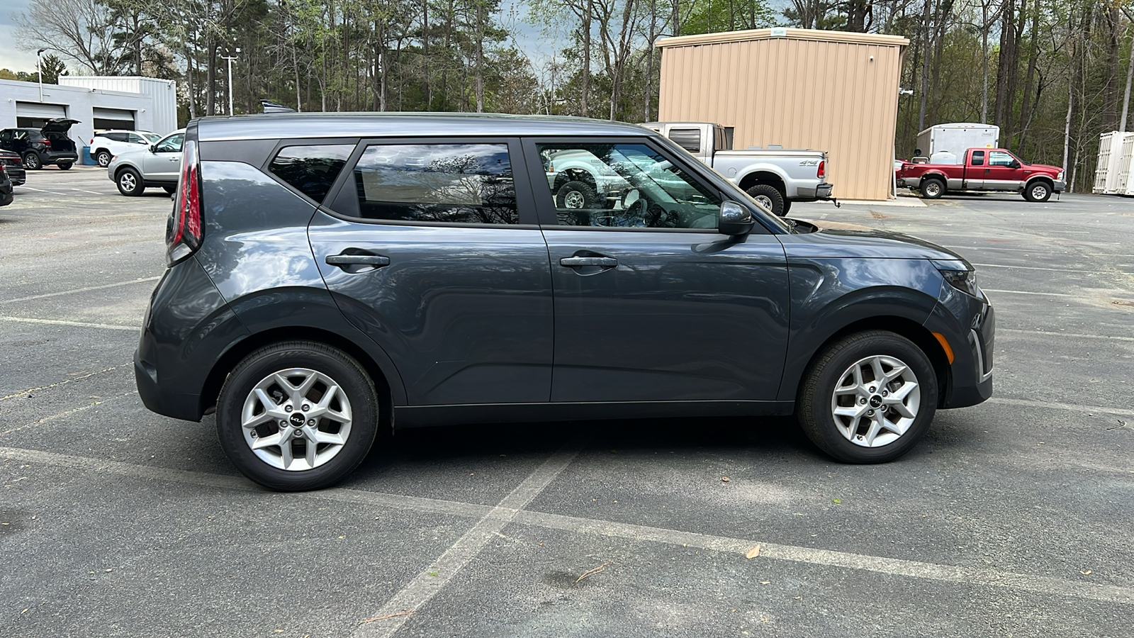 2023 Kia Soul LX 9