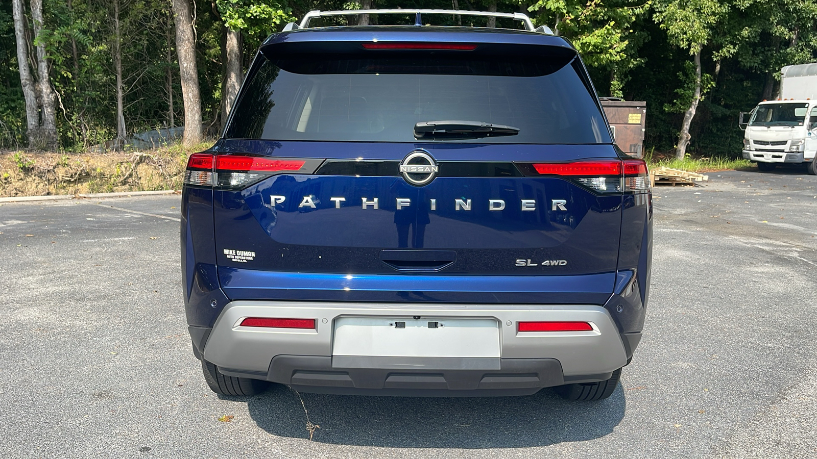 2023 Nissan Pathfinder SL 6