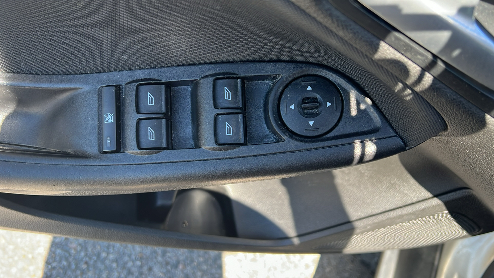 2016 Ford Focus SE 12