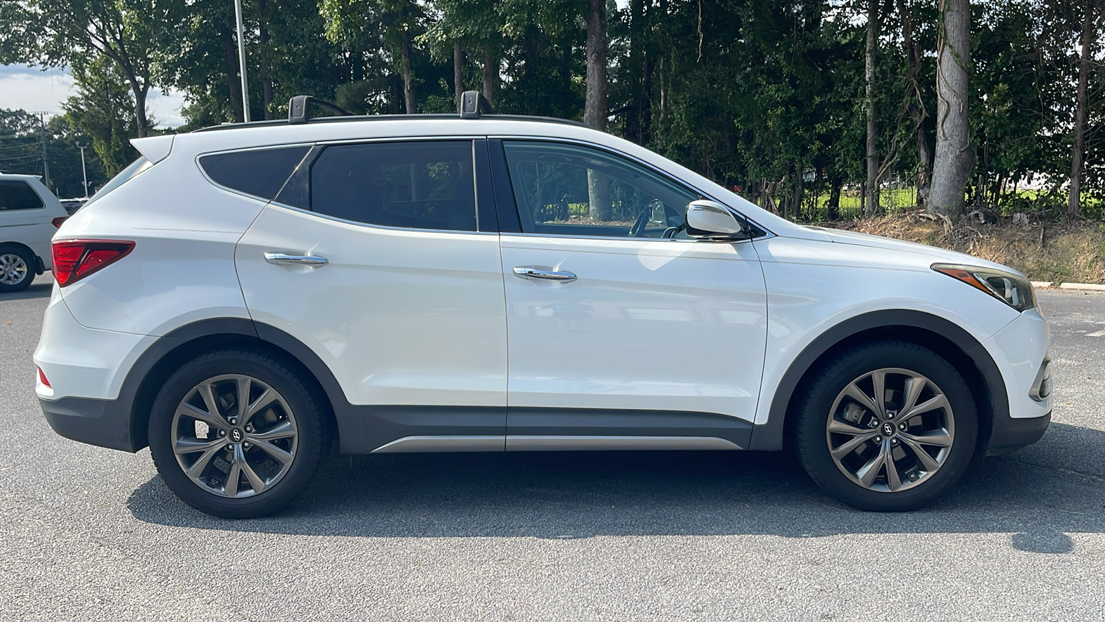 2017 Hyundai Santa Fe Sport 2.0T Ultimate 9