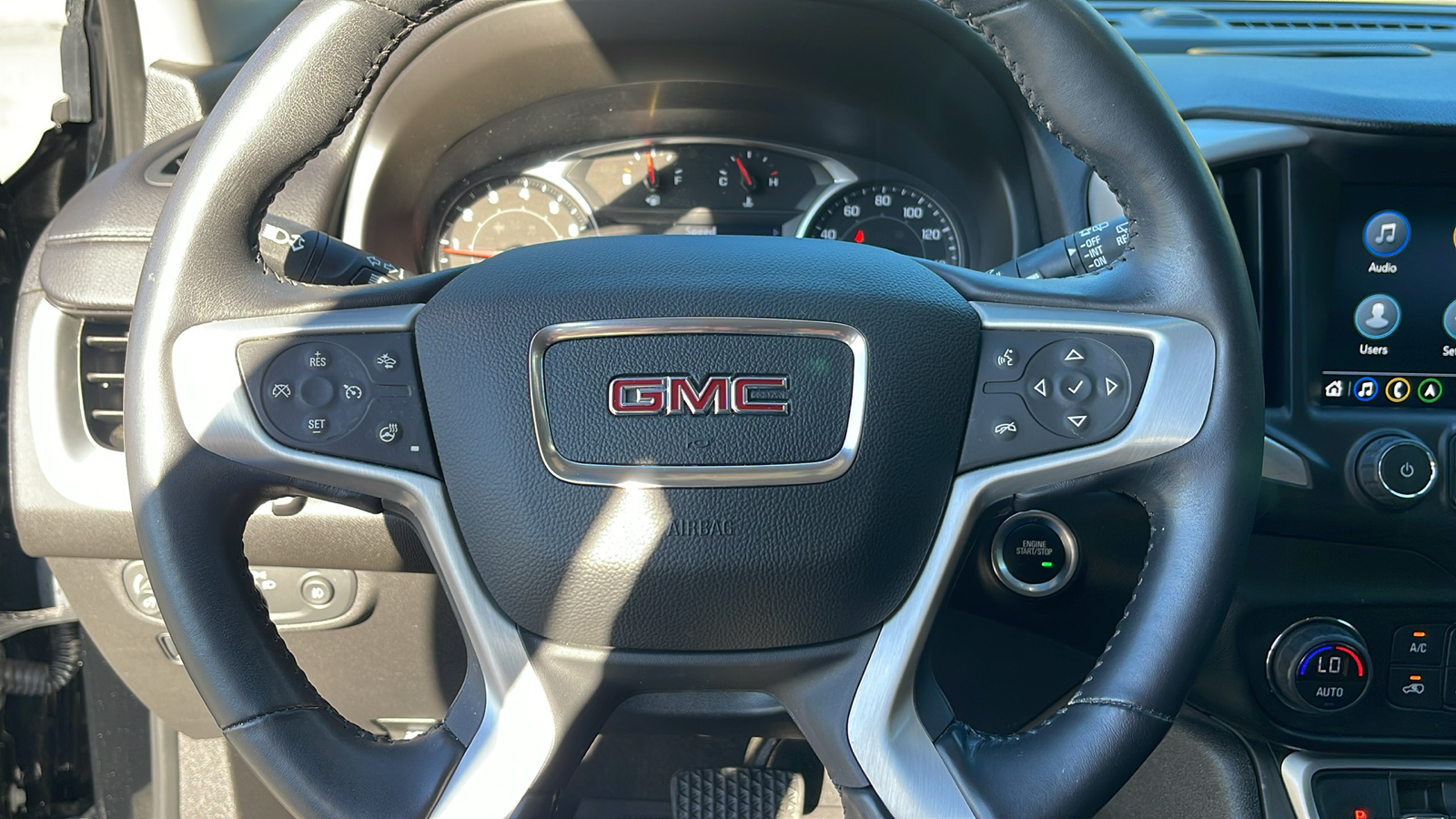 2022 GMC Terrain SLT 16