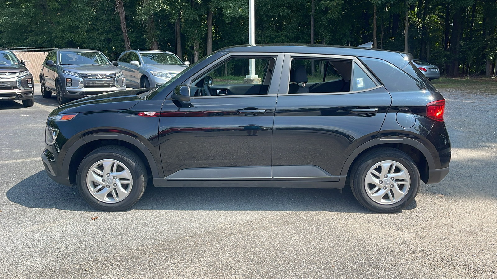 2021 Hyundai Venue SE 4